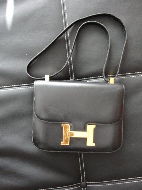 Authentic Hermes Classic Constance Box Swift Leather Shoulder Hand Bag