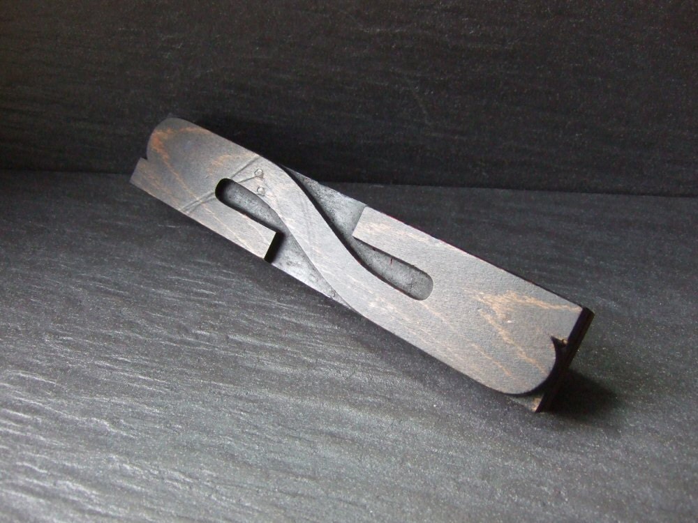 S  - Stylish and Slim Vintage Letterpress Initial S