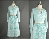 25% Off Sale Vintage 1970s Dress, 70s Dress floral Alfred Shaheen designer sappire blue silver metallic