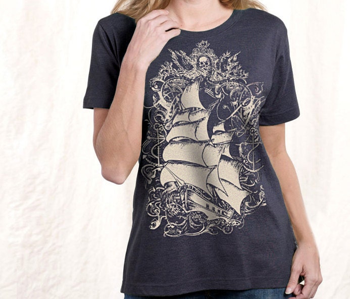 Women's Plus Size Top, T-Shirt, Ship Print, Women's Vintage Navy Pirate Ship T-shirt