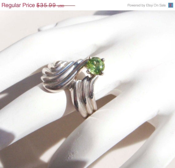 Summer Sale Vintage Sterling Silver Peridot Ring size 8 with swirl design