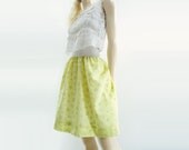 Vintage 60s Mini Skirt Pastel Yellow Up-Cycled Flocked Daisy Full Skirt / m