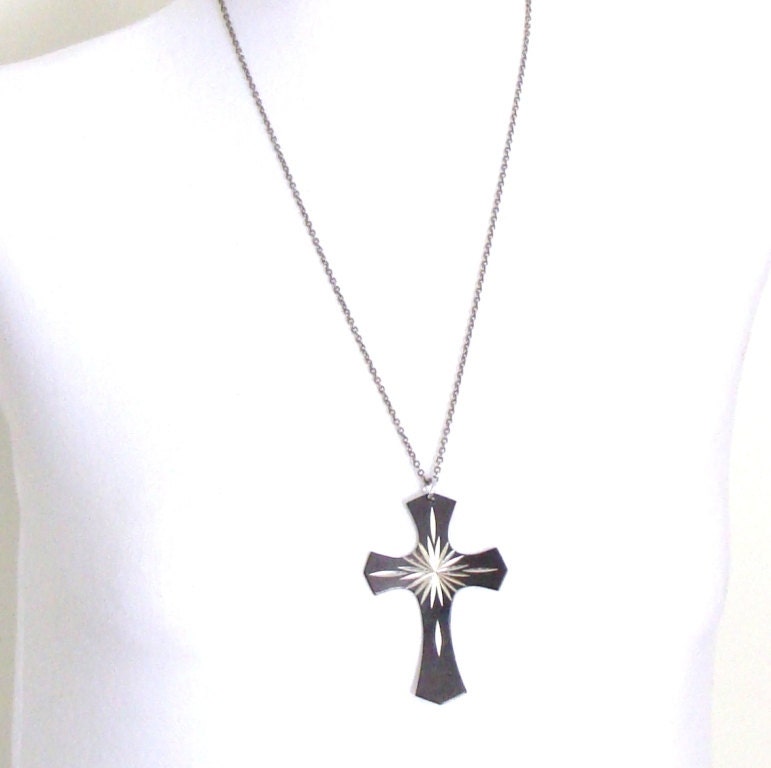 Vintage 1970's Silver Black Cross Pendant Necklace