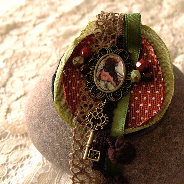 Unique Fabric Brooch - Nature's Kingdom