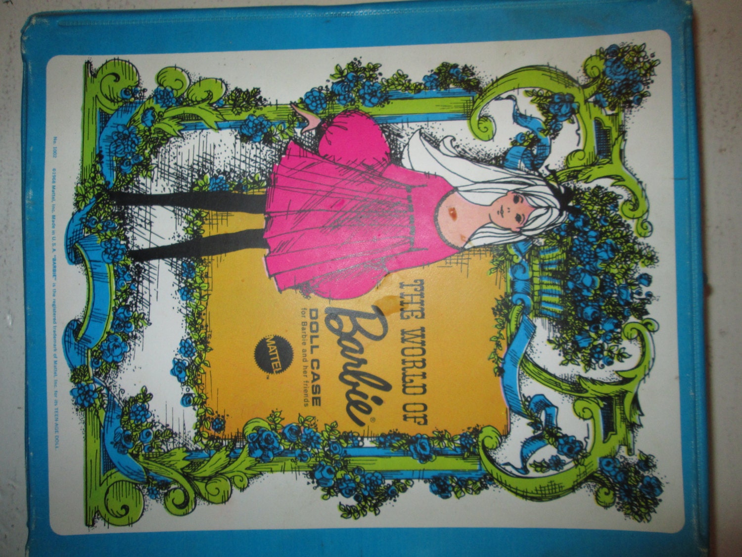 Vintage 1968 World of Barbie Case