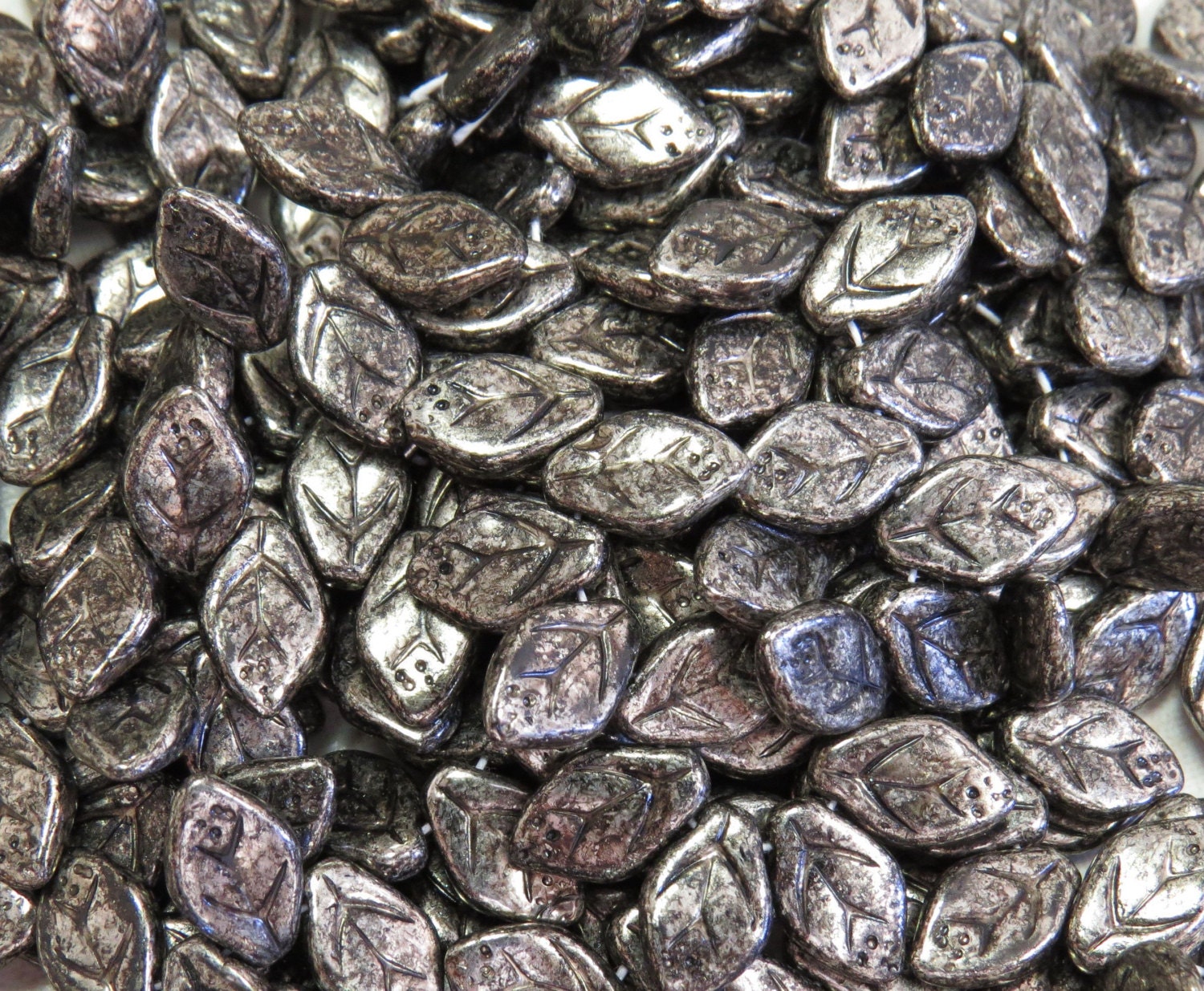 12x7mm Vintage Silver Czech Glass Leaf Beads (E79)