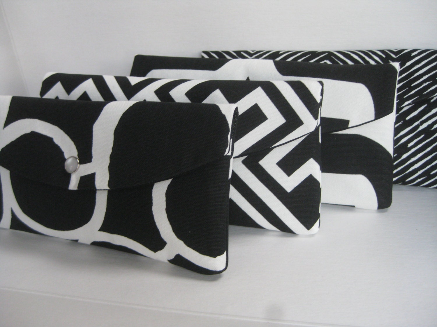 Bridesmaids Clutches / New Wedding Collection /Set of (4) The Jenna Clutch in Black / Design Your Own