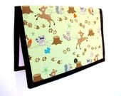 Knitting Crochet Pattern Holder - mi Pattern Wallet Supplies Chart Keeper - Forest Frolic