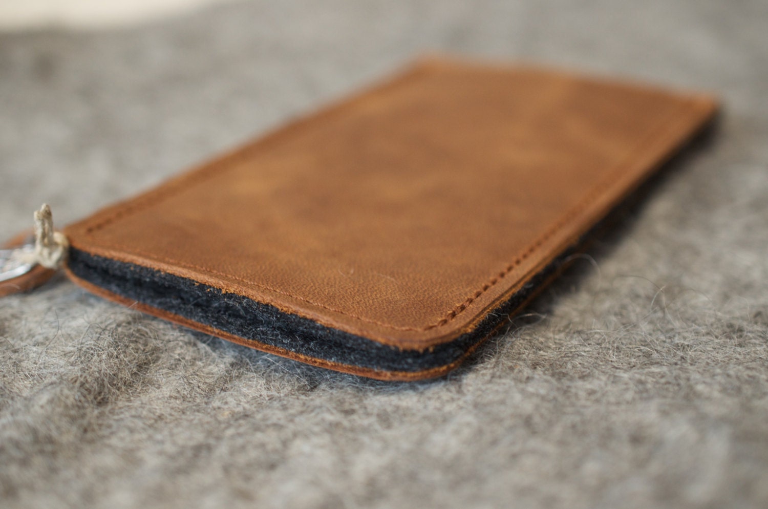 Huawei Ascend P6 Leather Sleeve / Case "Rum Diary"