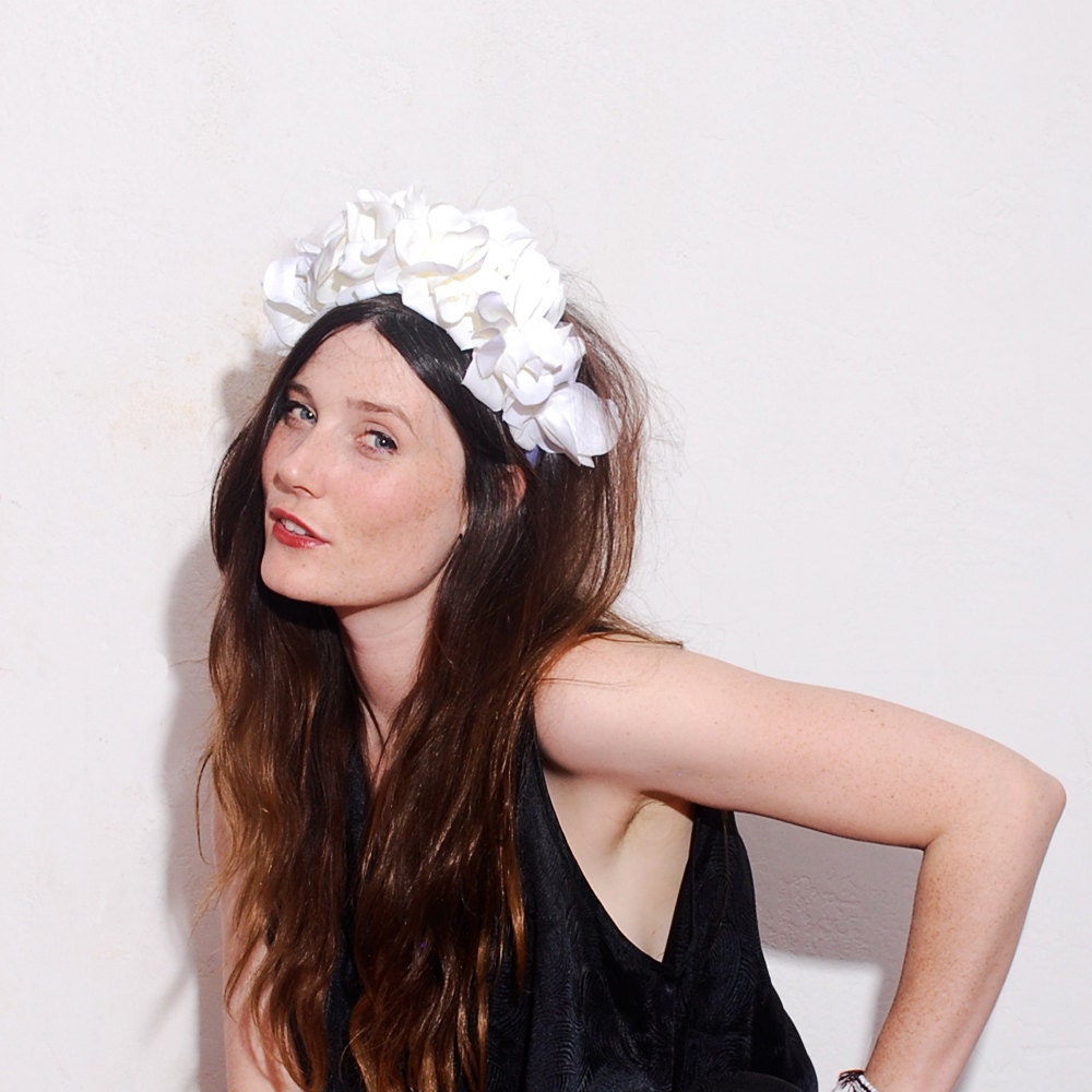 WHITE FLOWER CROWN // flower headband, floral crown, floral headband, floral headpiece, wedding headband, wedding hair accessories