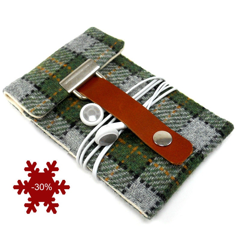 iPhone 3 or 4 sleeve - green and gray wool plaid