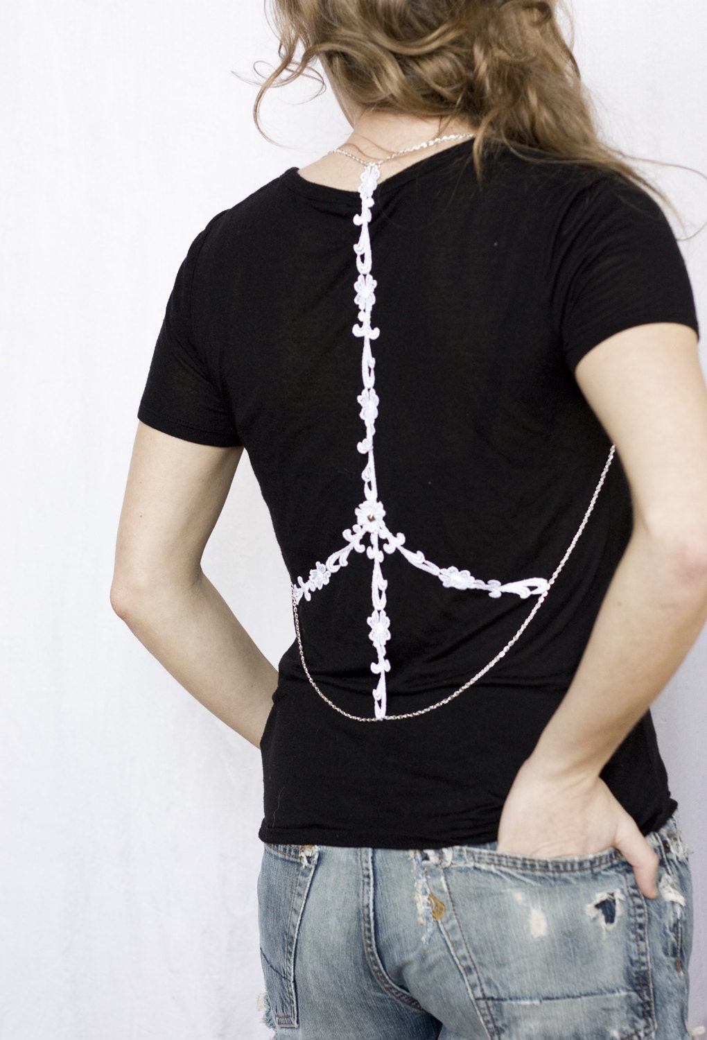 Haute Couture Peace - Lace and chain body harness jewelry