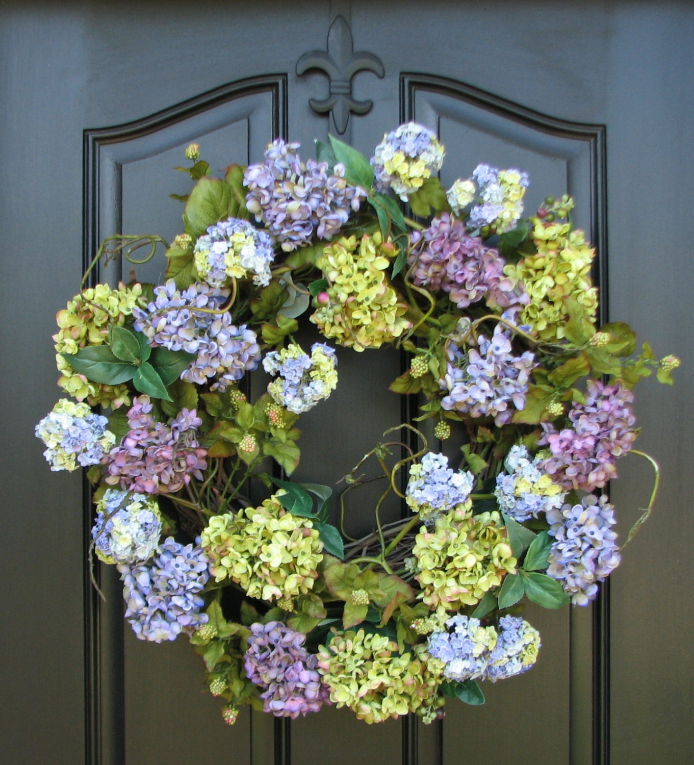 Hydrangea Wreaths, Hydrangea Bushes, All Season Wreath, Green Hydrangeas, Summer Hydrangeas, Seasonal Hydrangeas, Front Door Wreaths