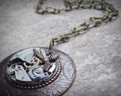 Steampunk Jewelry Round Clockworks Necklace Brass Bee Vintage Watch Movement