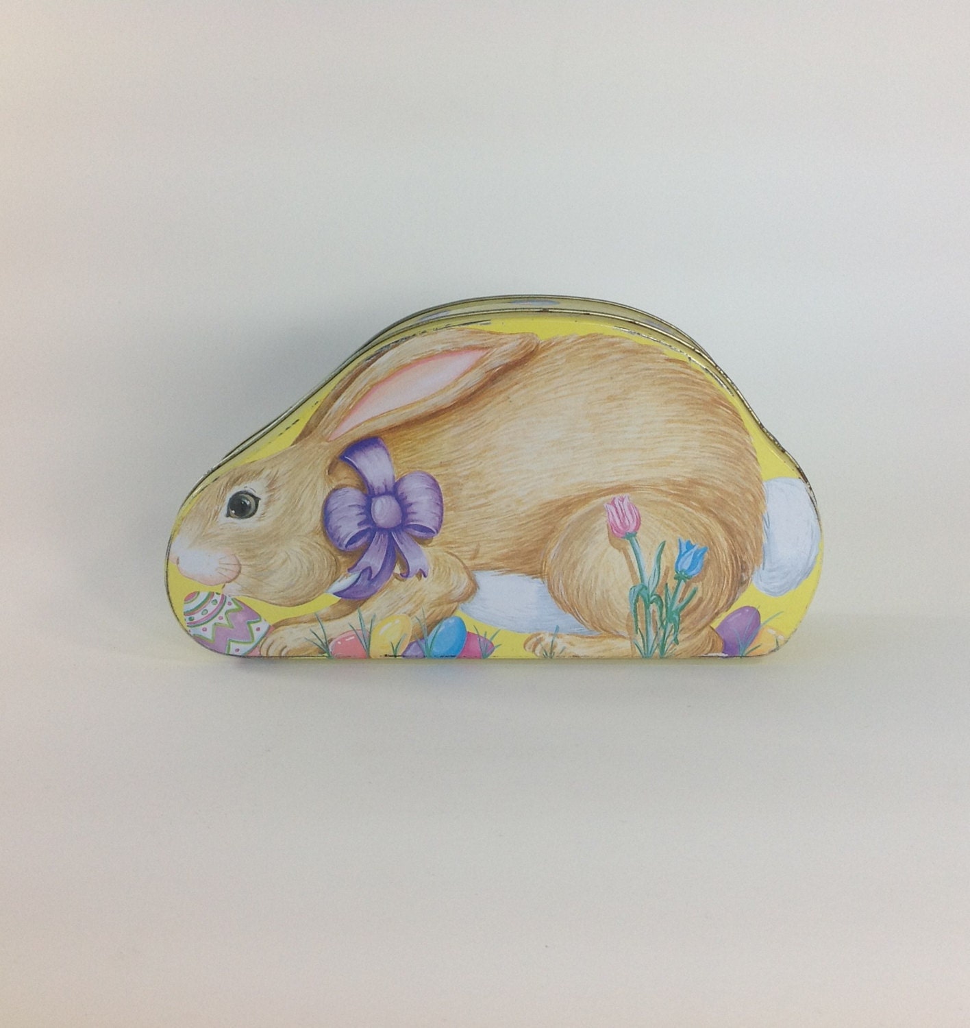 Vintage Cookie Tin Easter Bunny Rabbit Box
