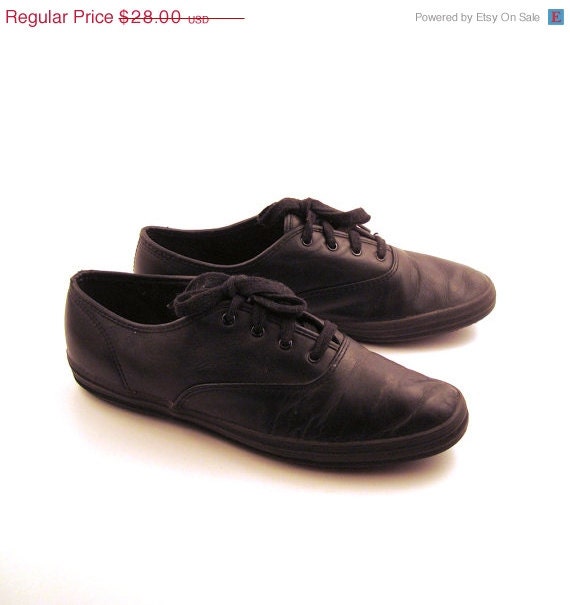 SALE Black Leather Keds Sneakers Vintage 1980s Women's size 9 1/2
