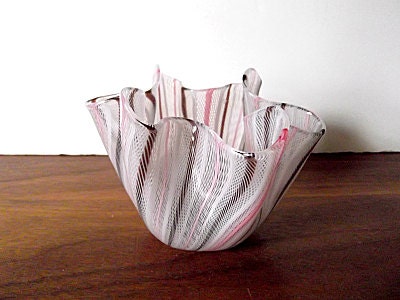 Vintage Venini Murano Handkerchief Art Glass Vase, Pink, Brown, White, Fazzoletto - MTippingAtelier