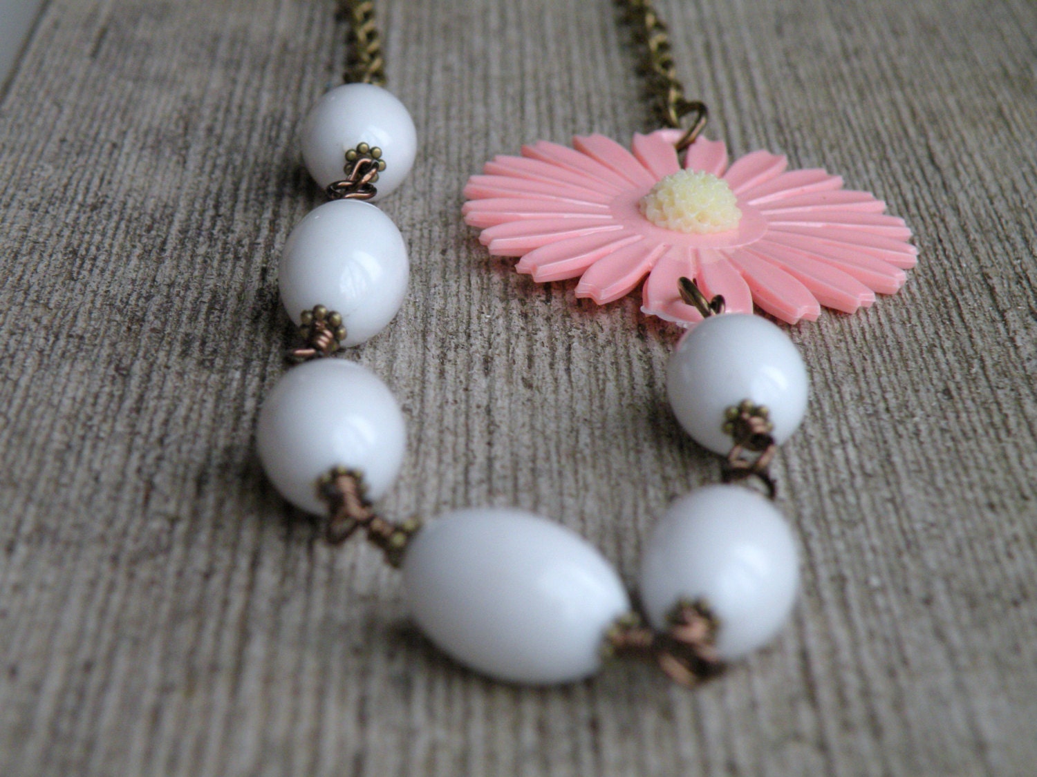 Vintage Daisy Necklace, Daisy, Flower Necklace, Vintage Flower, Floral, Springtime