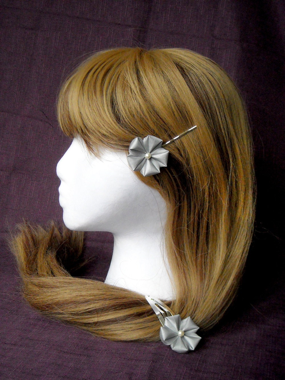 Kanzashi Fabric Flower Hair Clip - Light Grey