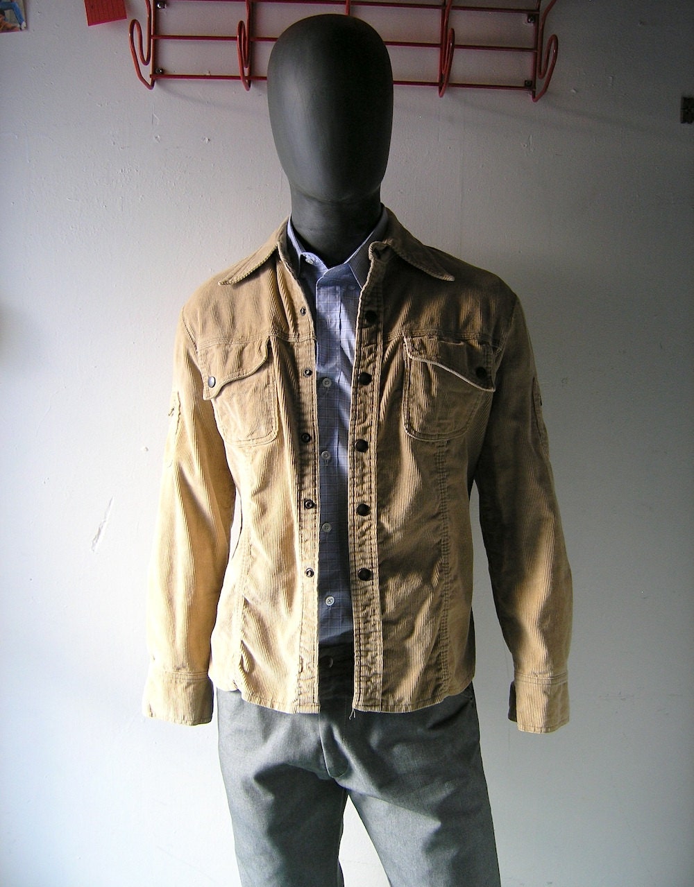 70s mens corduroy shirt jacket - 40 to 42 chest - cool stash pocket on shoulder by Sears Hands Off Collection