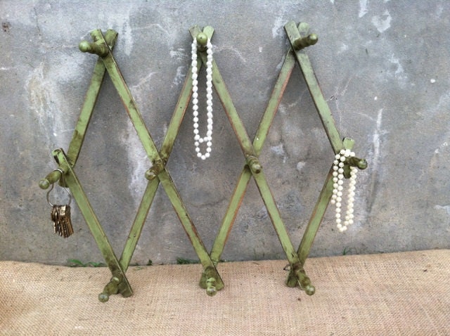 Vintage - Upcycled - Going GREEN - Large Wooden Peg Rack - Organizer - Hangar - Hook - BOHO CHIC