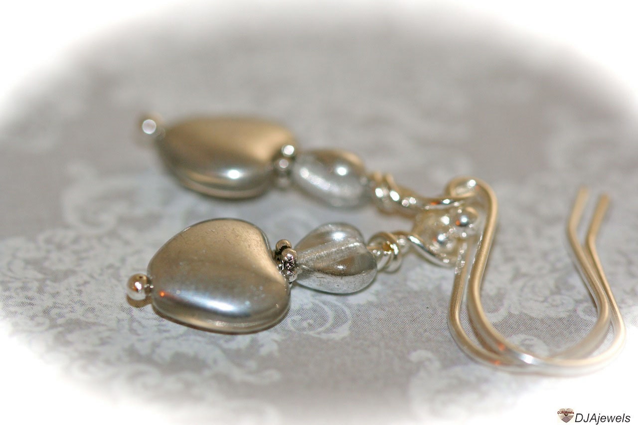 Deco Heart Earrings. Sterling Silver.