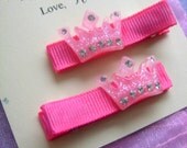 Children birthday party favor, pink, tiara, crown, fully lined hairclips. FREE personalized notecard, organza bags. Set of TEN.