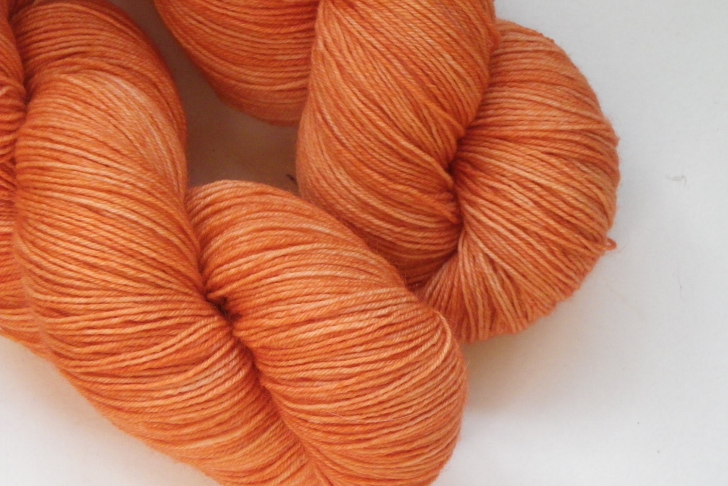 Bounce. Blue Faced Leicester  Sock Yarn 100grms .
