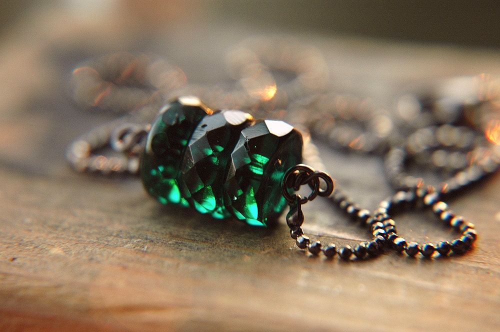 Vintage Glass Beads Necklace on Sparkly Gunmetal Chain - Emerald.
