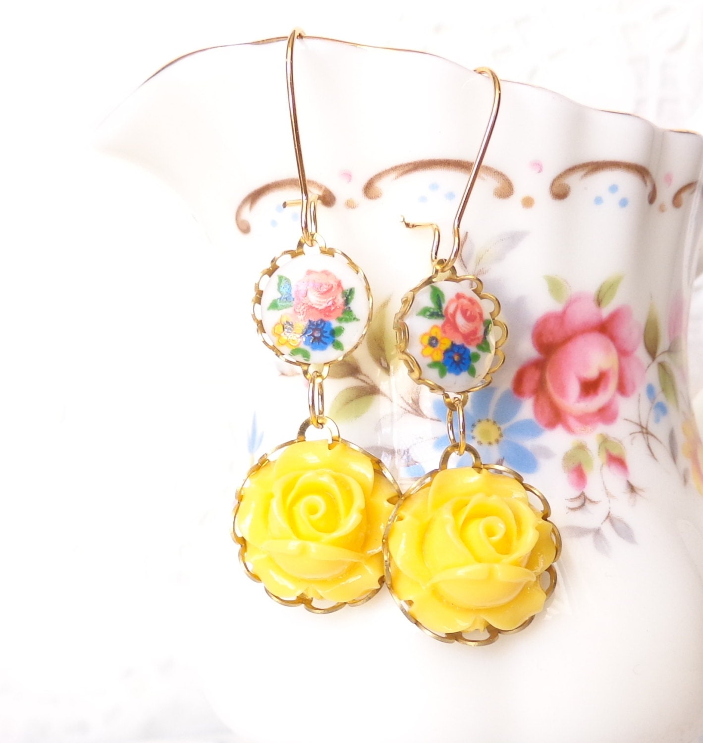 Vintage Cameo and Flower Earrings - Whimsy - Whimsical - Romance - Bridal