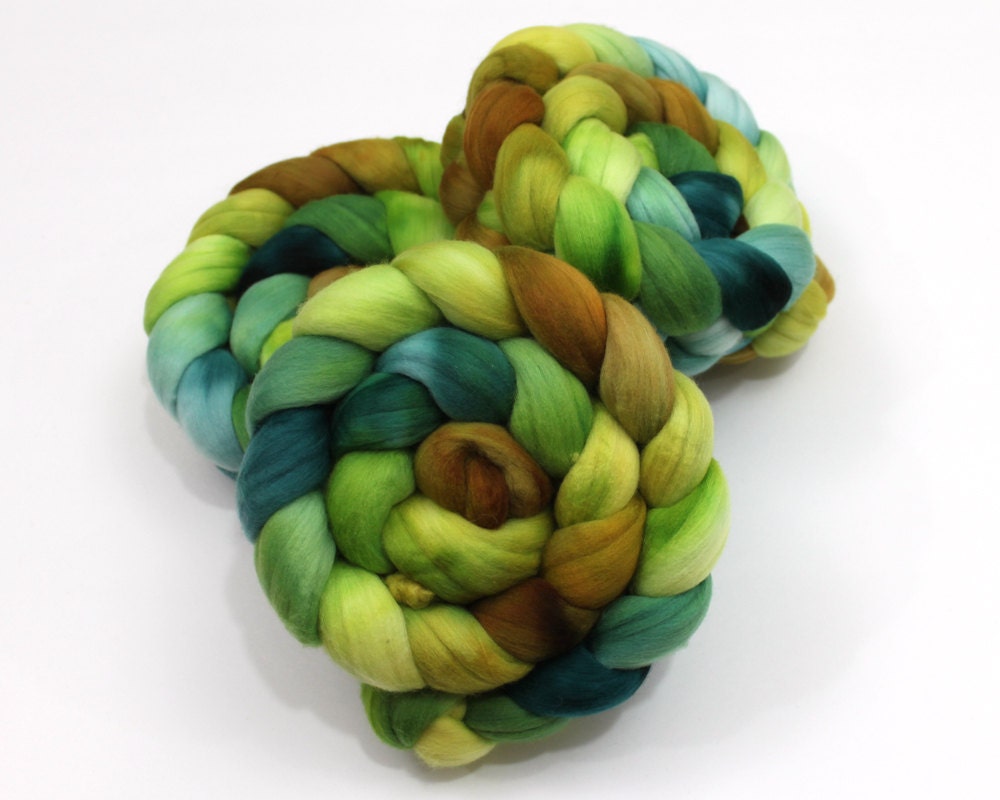 Australian Merino Wool Roving - 15.5 Micron - Handpainted Fiber for Spinning or Felting