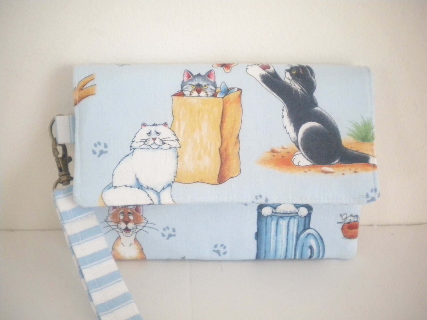 Cats 2 Pocket Smart Phone Wallet Wristlet