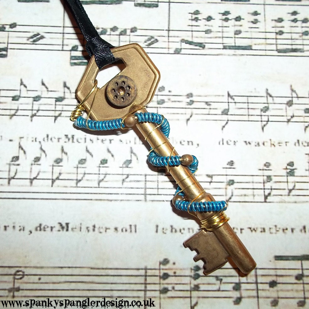 Steampunk pendant - Key Necklace  - OOAK Unique Steampunk Gothic Clockwork Neo Victorian  Victoriana Jewellery