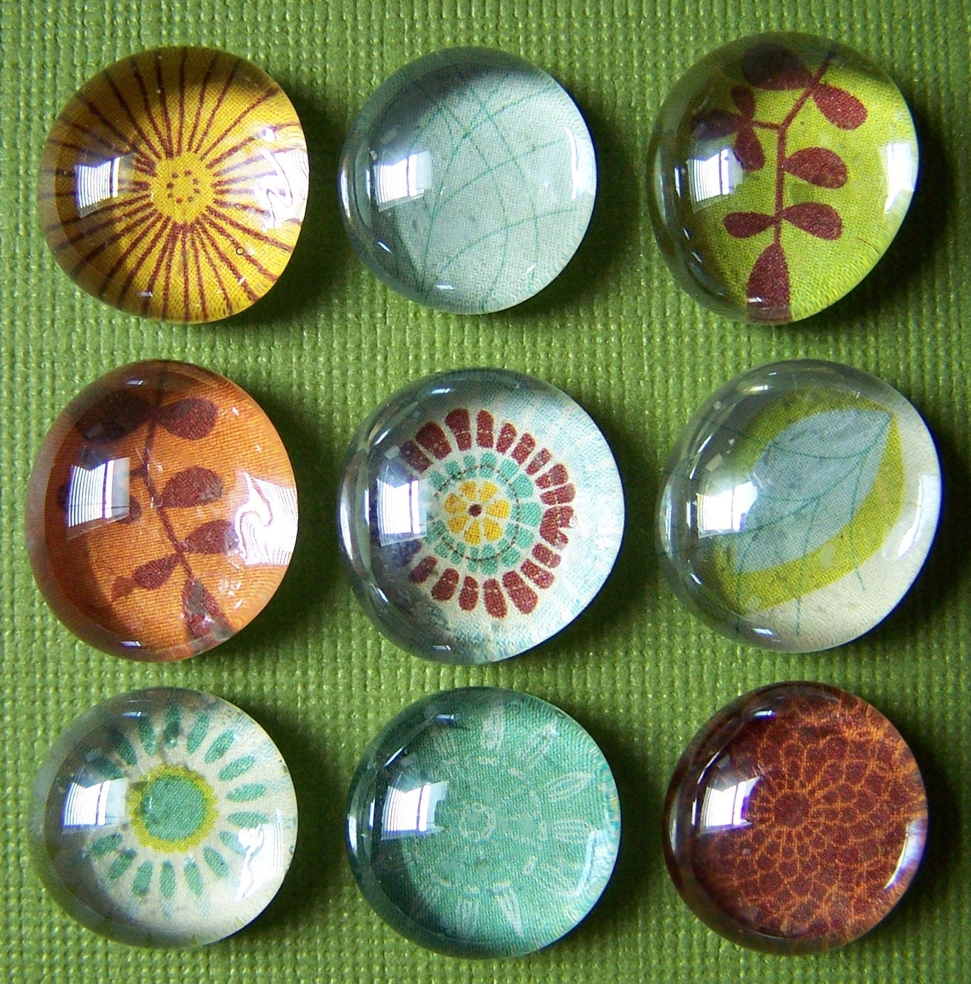 Set of 9 Assorted Floral Glass Marble Magnets