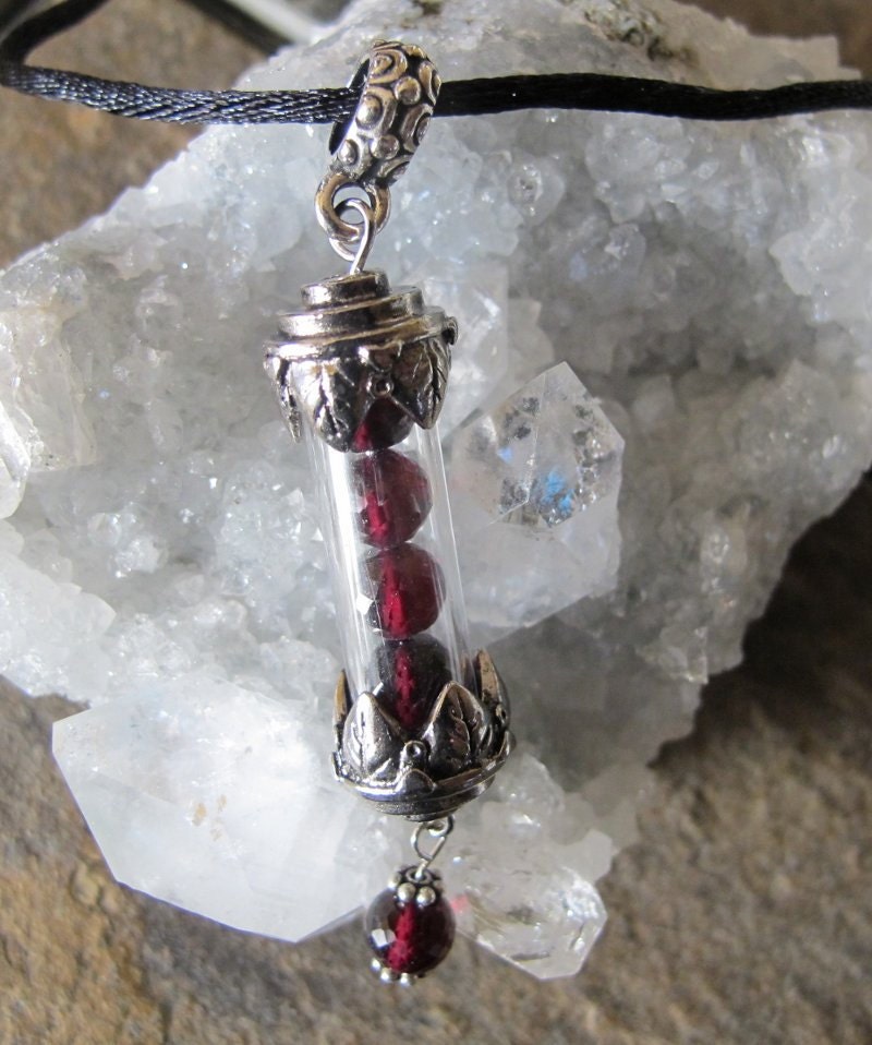 January Birthstone Treasure Victorian Gothic Deep Rich Red Faceted Garnet Clear Vial Pendant