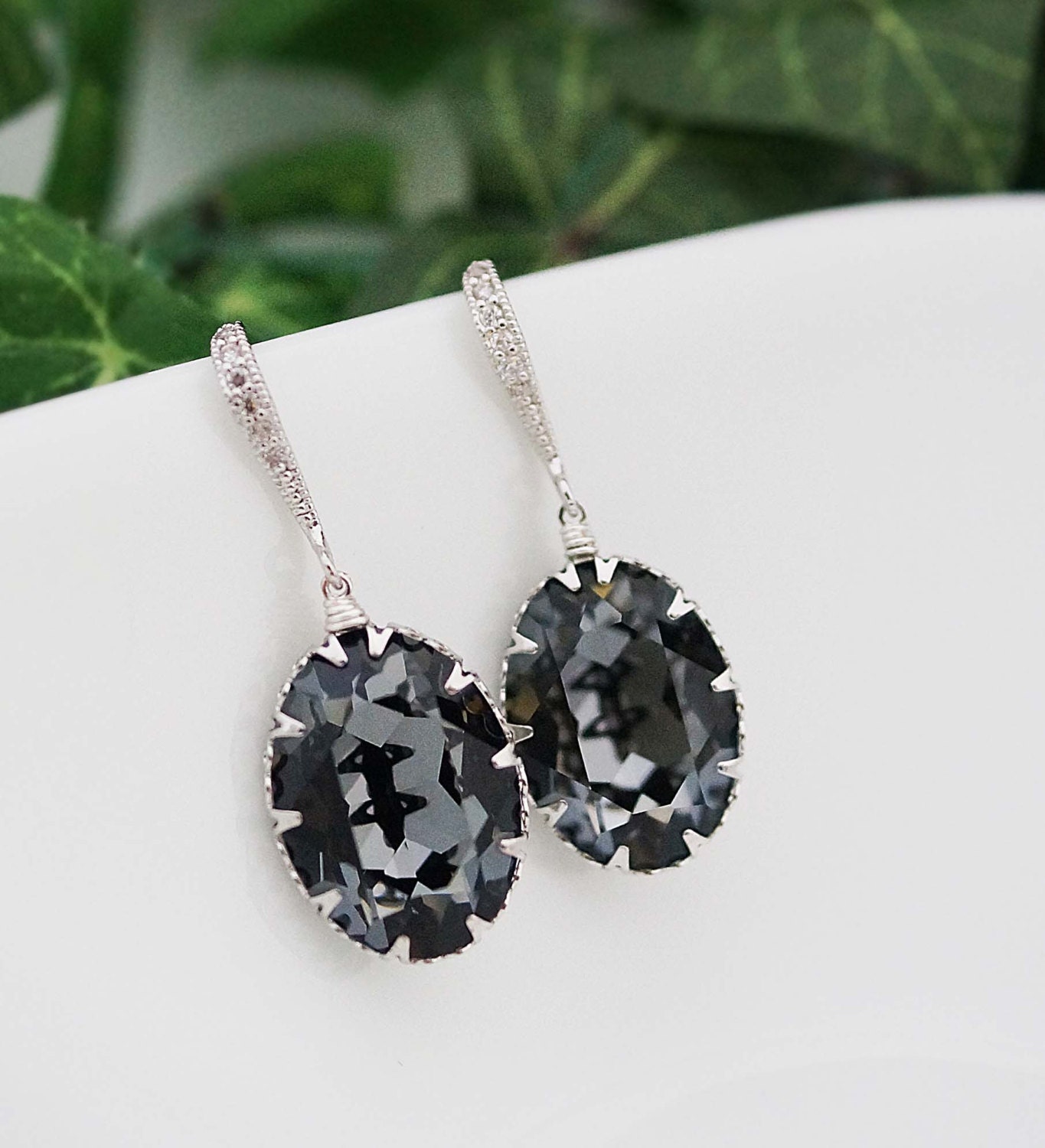 Wedding Jewelry Bridal Earrings Bridesmaid Earrings Dangle Earrings Silver Night Swarovski Crystal Oval drop Earrings