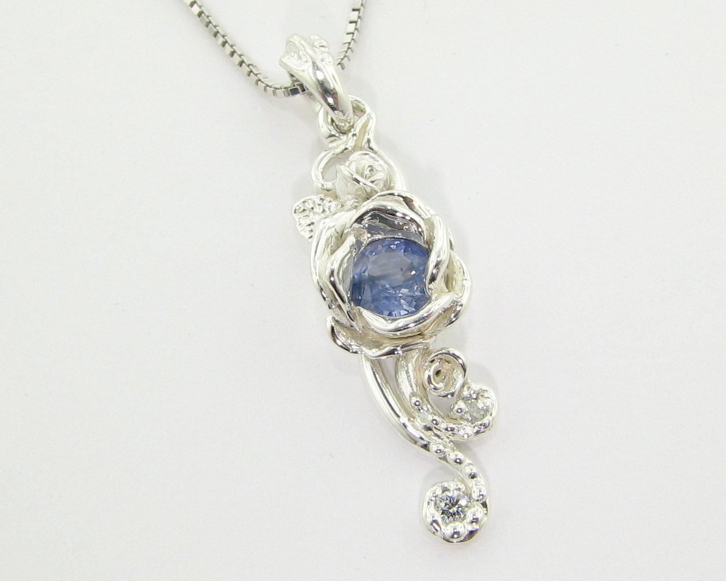 Rose Cascade Pendant, Ceylon Sapphire
