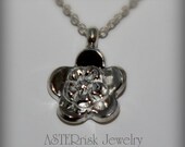 Necklace - Small Forget Me Not Flower