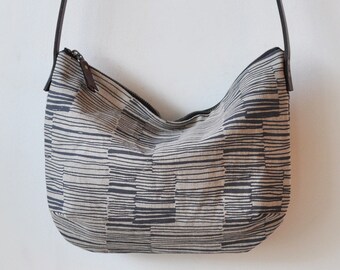 DAY BAG - lines