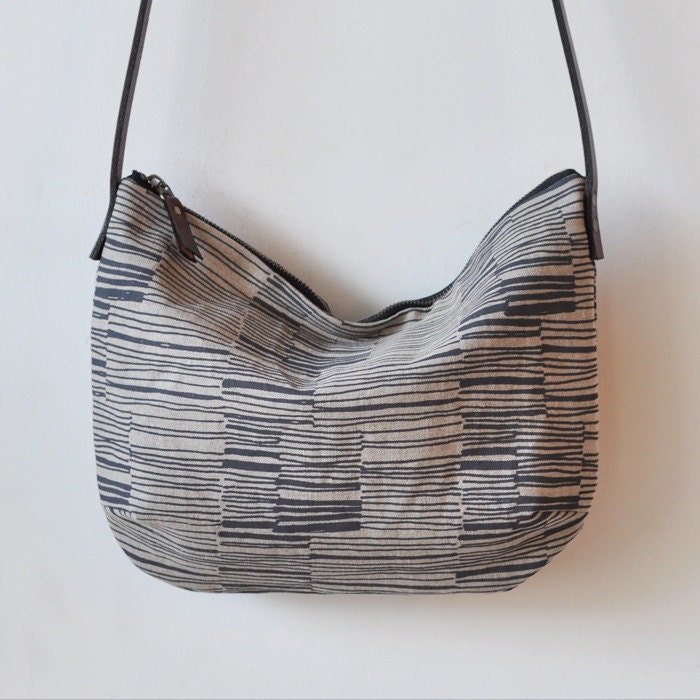 DAY BAG - lines