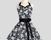 Sweetheart Retro Apron . Sexy  Womens Apron Black and White Roses Cute Full Kitchen Apron