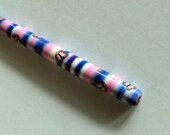 Crochet Hook - SUSAN BATES - size H - Polymer Clay Handle - Pink, Blue, White Stripes and Purple Flowers