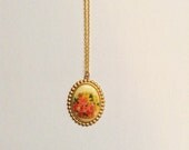 SALE: Vintage Floral Necklace