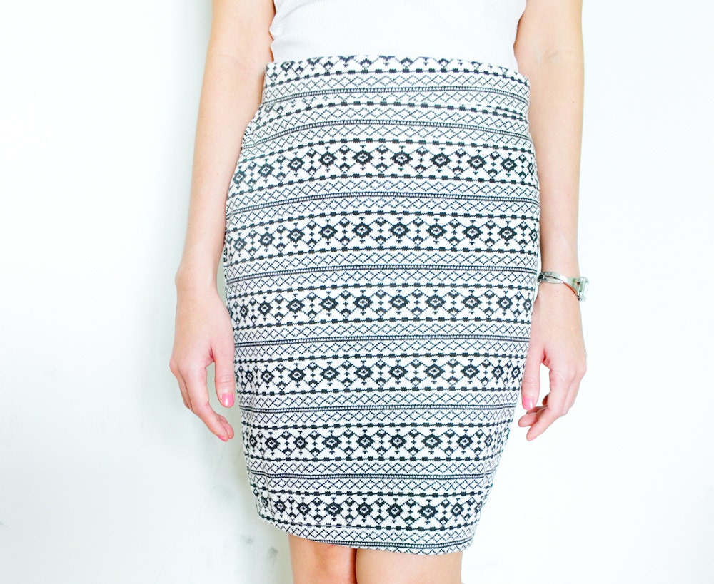 Pencil Skirt / Graphic printed Skirt / High Quality materials / Limited printed fabric / Graphic Skirt