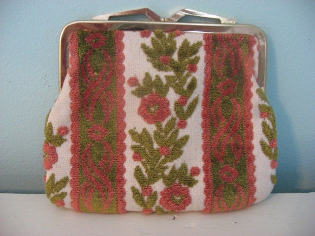 large vintage floral coin purse