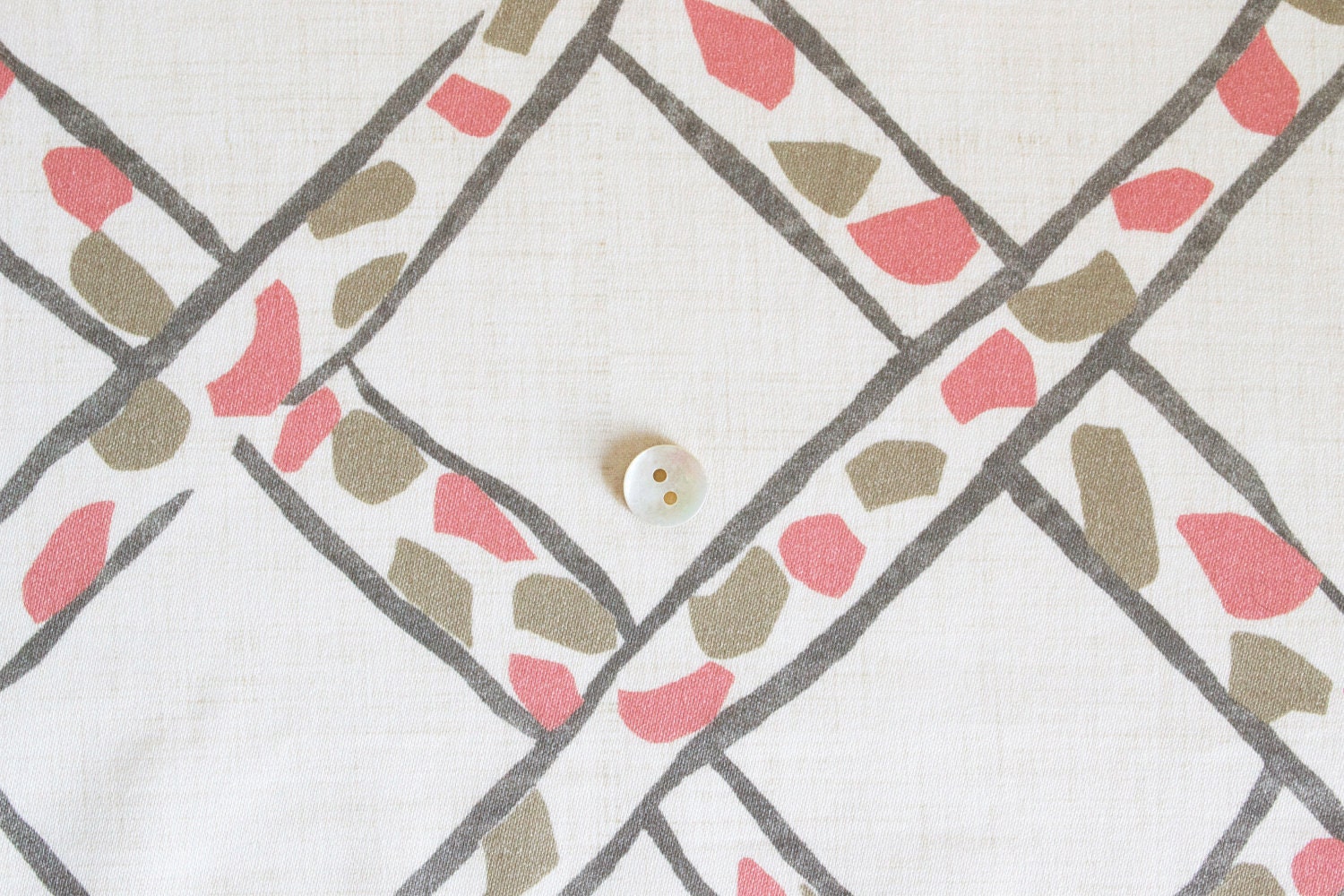 Giraffe in the Basket - cherry pink and cocoa - Organic Cotton Sateen fabric - Yardage