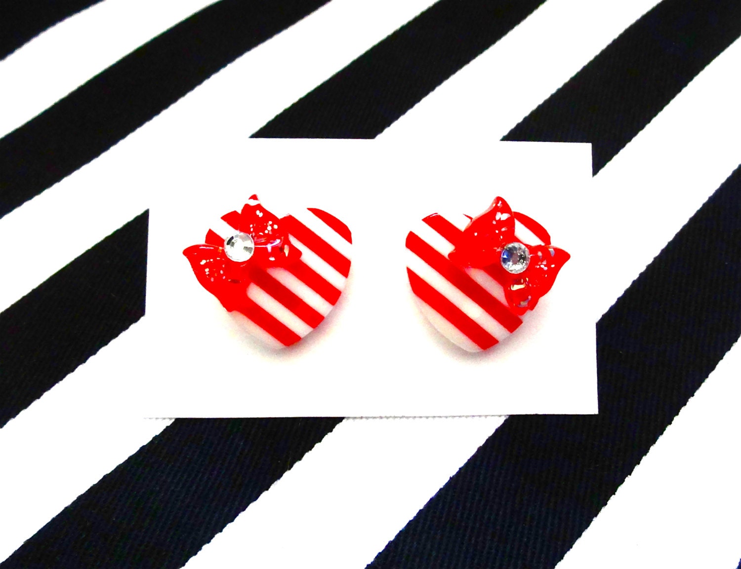 Pinup Sweetie Hearts and Bows Striped Earrings - Red