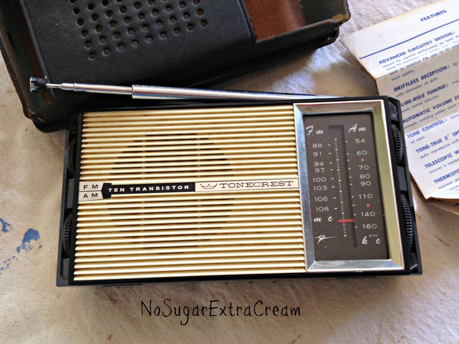 Vintage Am Fm Tonecrest Radio with Leather Case Ten Transistor Vintage Fm Am Tonecrest Radio