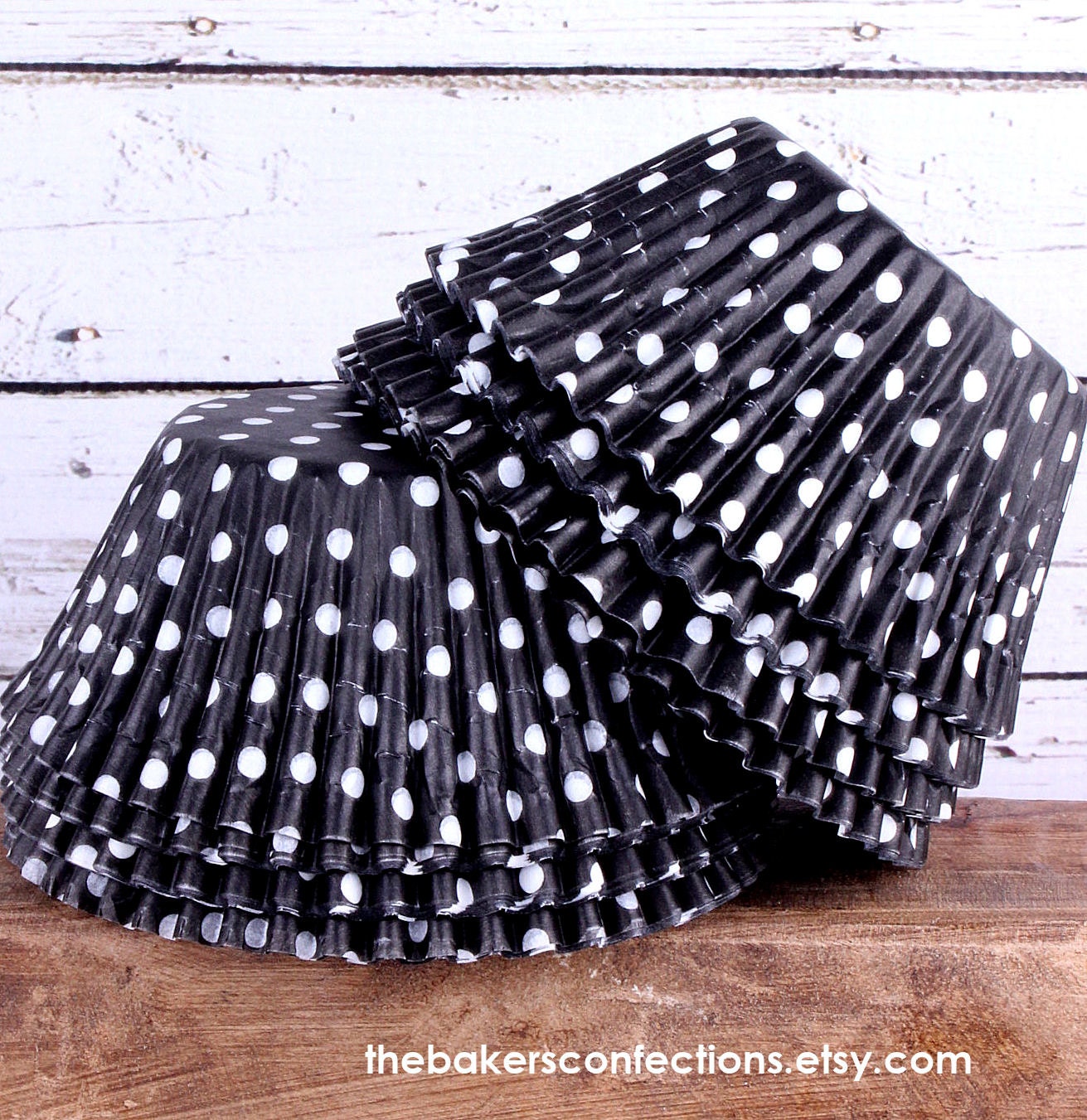 Large Muffin Liners. Norpro Giant Muffin Cups, White, Pack of 500.