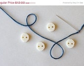 CLEARANCE SALE Cream plastic handmade flower novelty buttons set of four